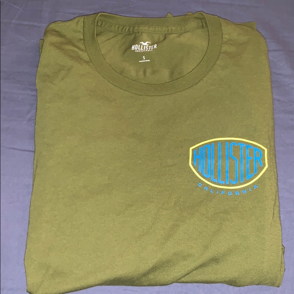 Men’s Hollister Long Sleeve Tee Small